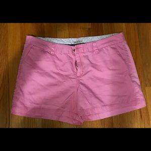 pink shorts
